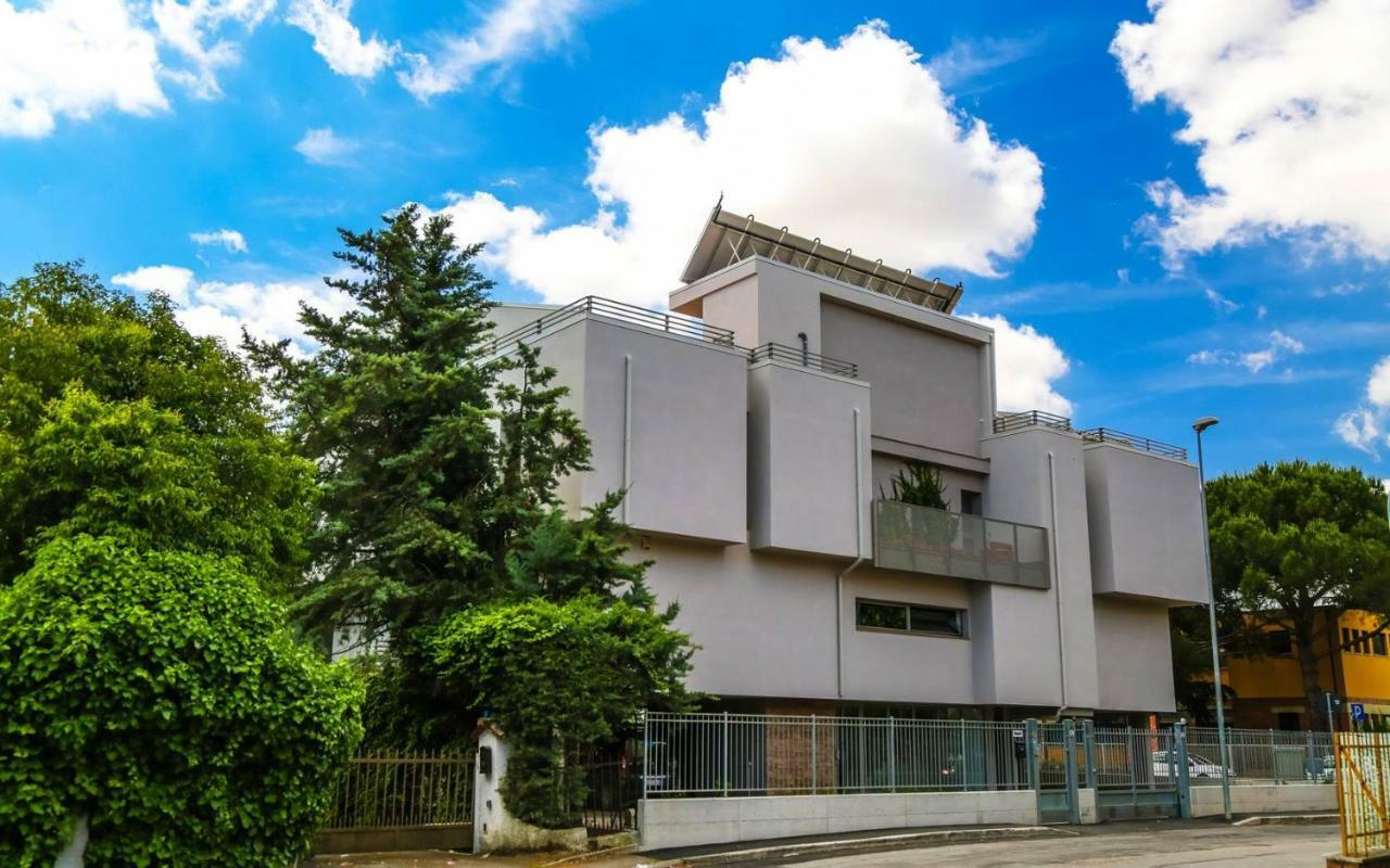 B&B Warmup Grosseto - Parcheggio Incluso Nella Corte Interna ภายนอก รูปภาพ